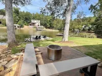 Creekside Cottage-kayaks/fire pit/pet friendly Hotels in Tallapoosa County