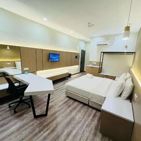 STAR HOTEL