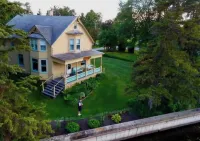 Rivers Edge Victorian Inn