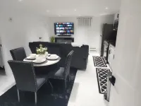 Take it easy at this unique and tranquil getaway. Free Wifi, Free street Parking Hotel a Baldwin Harbor