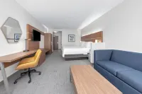 Holiday Inn Express & Suites Moore Hotel di Moore