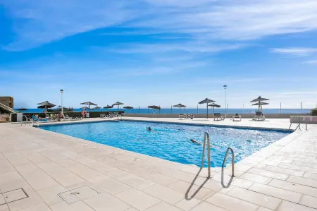 Apt in Casares del Mar by Costarentals - Ref M50