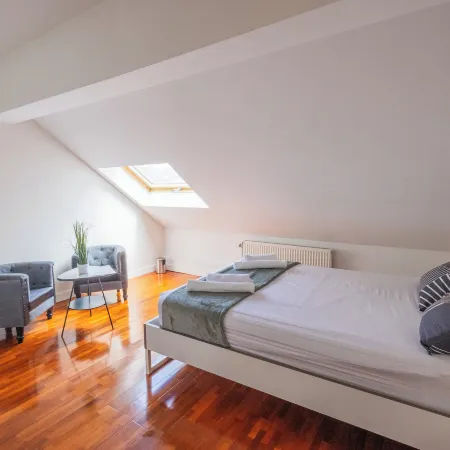 Chambres Cosy dans Une Grande maison