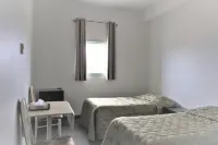 IceBerg Inn Hotels in Churchill