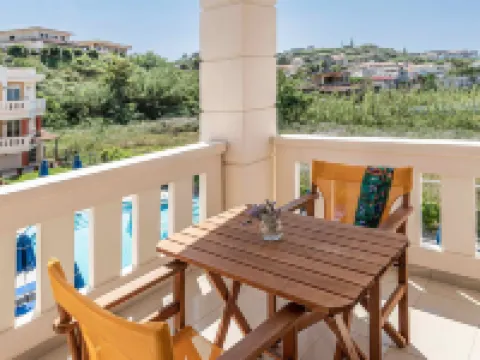 Artemis Apartments โรงแรมในStalos