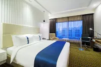 Holiday Inn Amritsar Ranjit Avenue Các khách sạn gần Sri Ram Tirath Temple
