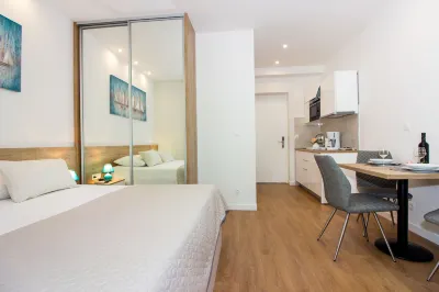 Lugo Apartments