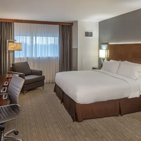 DoubleTree by Hilton Omaha Southwest