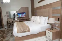 Celebrity Hotels Hotels near Tesio Plaza