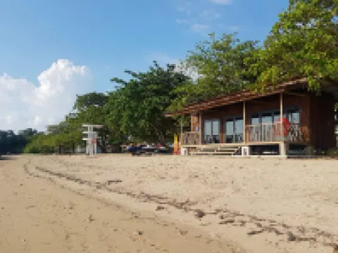 Crusoe Cabins Casobe Hotels in Calatagan