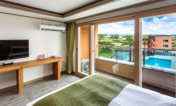 7. 수앤수 리조트앤..