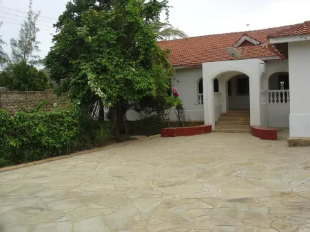 Casa En la Praya Отели в г. Тиви