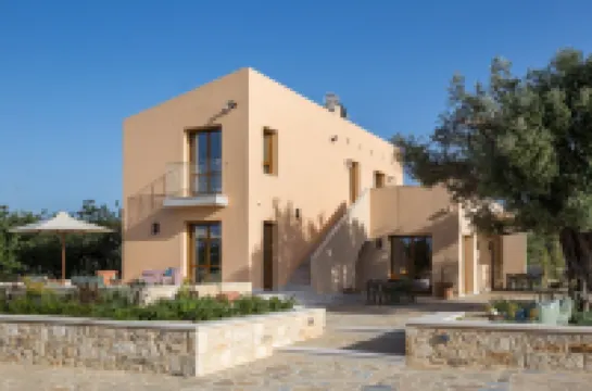 Mr & MRS Smith Kapsaliana Village Hotel