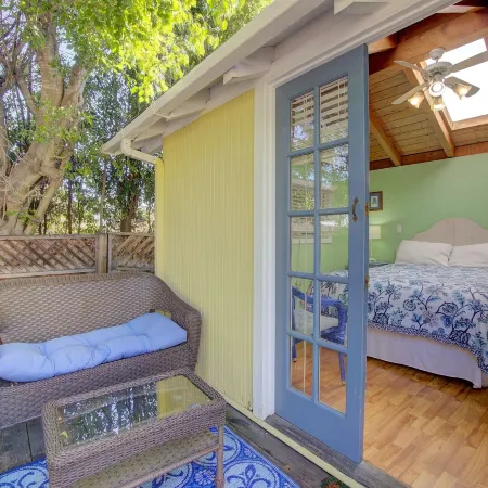 Secret Garden Inn & Cottages