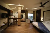 Hotel Prince Viraj Hotel dekat Bhedaghat Marble Rocks