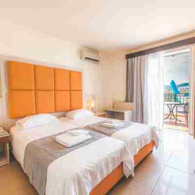 Chrispy Waterpark Resort - All Inclusive Rooms