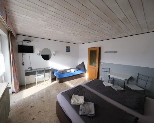 靠近Badeparadies的B+B酒店Sonnenmatte 蒂蒂湖-新城酒店