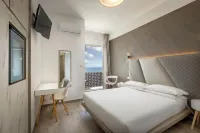 Hotel Tirreno Hotels in der Nähe von Parrocchia San Giuseppe Borgo Grappa
