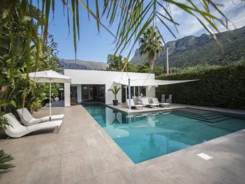 Villa in Terrasini with Pool Near Magaggiari Beach - Beach