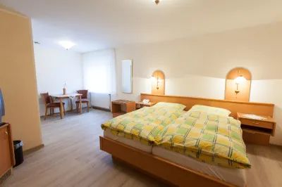 Gasthof Waldesruh GbR Hotels in der Nähe von Ehrenmal Dorfbauern Schützengesellschaft