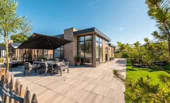 Lodge 4.5 km from the Seaside Town of Rockanje