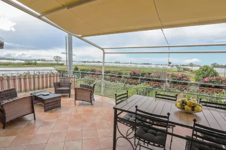 Il Cavalluccio Marino Отели рядом с достопримечательностью «Golf Club Salerno»