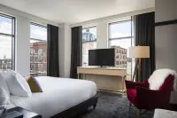 Kimpton JOURNEYMAN by IHG Hotels in Milwaukee