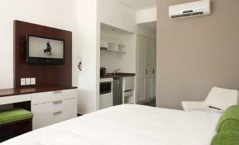 Trupial Hotel & Casino