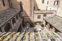Il Chiostro Del Carmine Hotels near Il Kroeg birreria tedesca