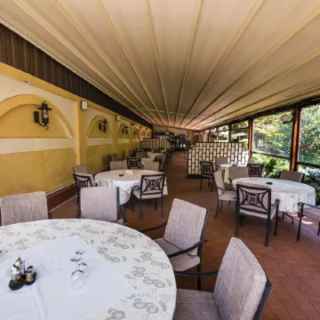 Hotel Golden House