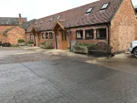 Nuneaton - Cottage - Sleeps 2 - Parking - Garden Hôtels à : Market Bosworth