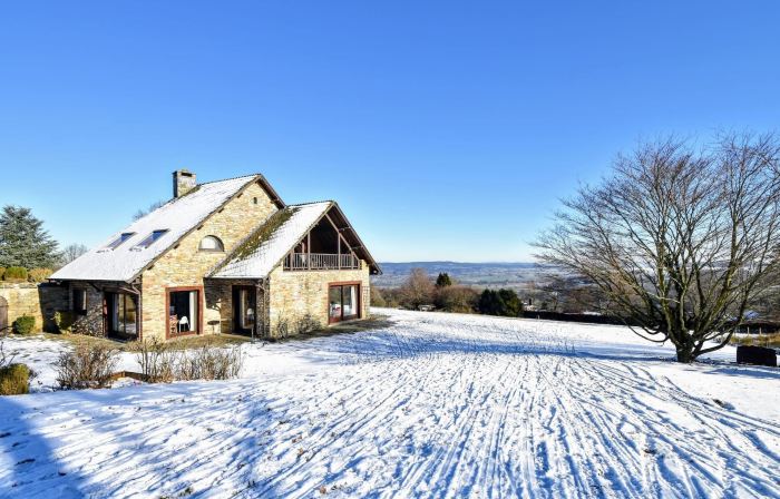 Hillside Retreat with Pond