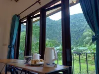 Sanfhan Resort Hotels in Khao Chaison