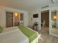 BQ Amfora Beach - Adults Only