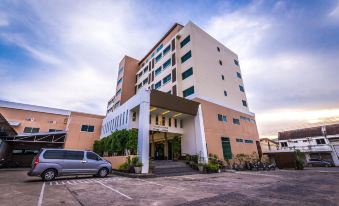 SinKiat Buri Hotel