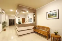 Palapa Hotel فنادق في Pejanggik