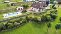 Villa- View Pool BBQ Playground & Fire Pit Hotels in 
