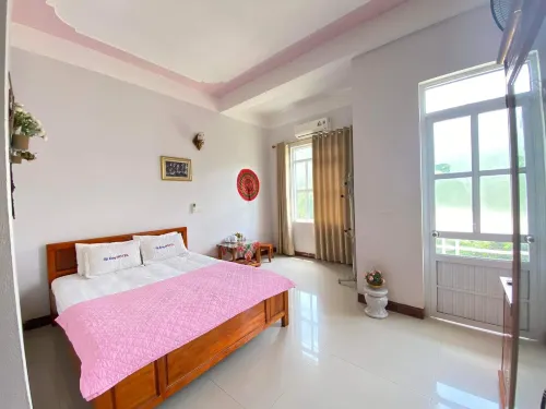 Viet Hoang Hotel Bao Lac - parking