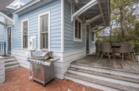 Magnolia Cottages by the Sea by PHG