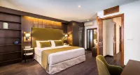Occidental Pueblo Acantilado Hotels in El Campello