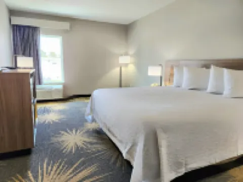 Days Inn by Wyndham LaPlace- New Orleans Hotels in Laplace