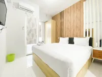 Homey 1Br Without Living Room at Amartha View Apartment - 2-Star