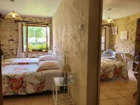 Le Moulin de Drapras Hotels in Chavagnes