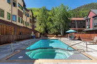 Lulu City 4B by AvantStay - Pools