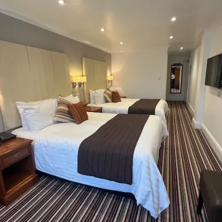 Sorrento Hotel & Restaurant
