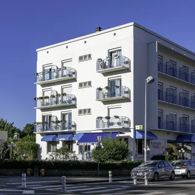 Cit'Hotel 洛吉斯德布魯酒店 鄰近安泰爾展覽中心（Ainterexpo）的酒店