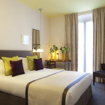Hôtel Marais Bastille Отели рядом с достопримечательностью «Улица Лапп»