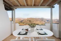 Halcyon Suites and Villas Naxos Hotel a Ambrami