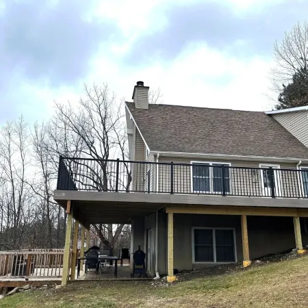 Seneca Lake Spacious 5-Bedroom Chalet. Last Minute Rental Discounts Available