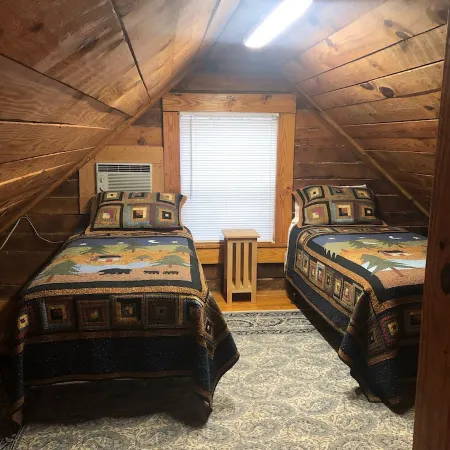 Family cabin with whirlpool tub (cabin #2)